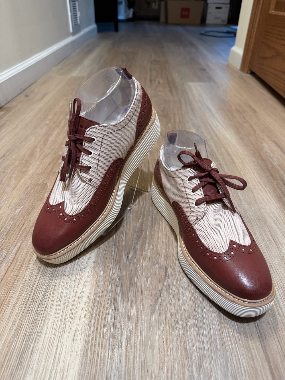 Cole Haan Burgundy Cream Wingtip Platform Oxfords Women Size 8B New